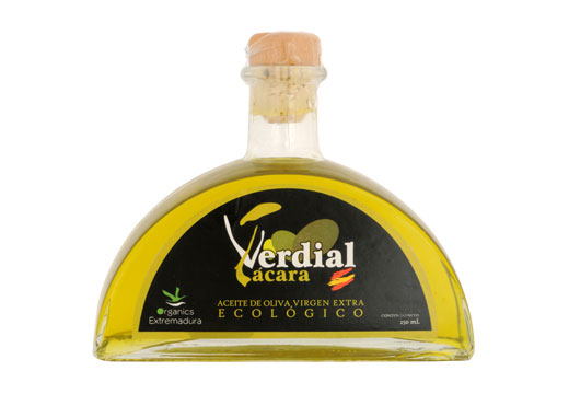 Extra virgin organic olive oil from Spain